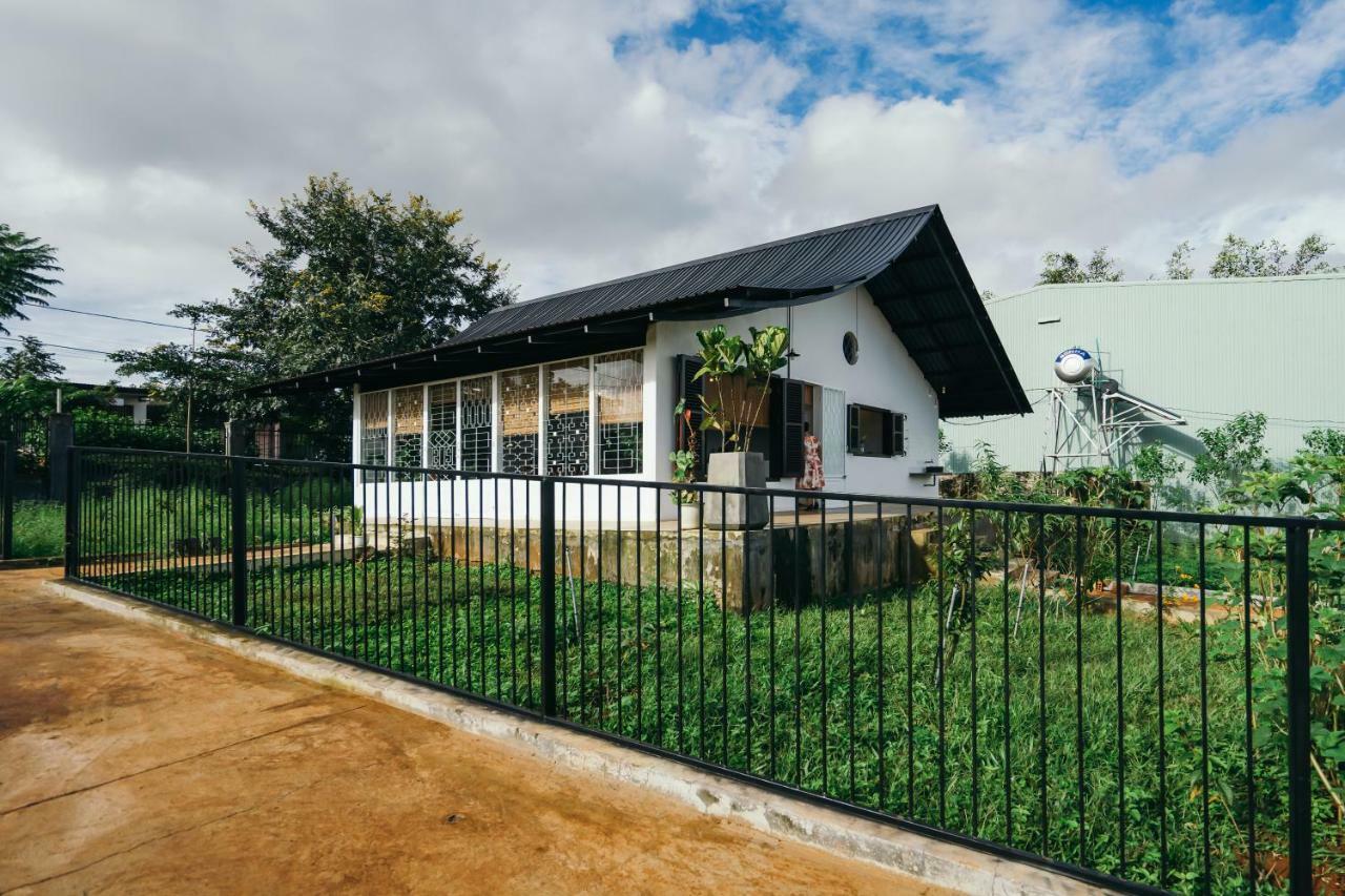 Xom Organic Farm Stay Pleiku Esterno foto